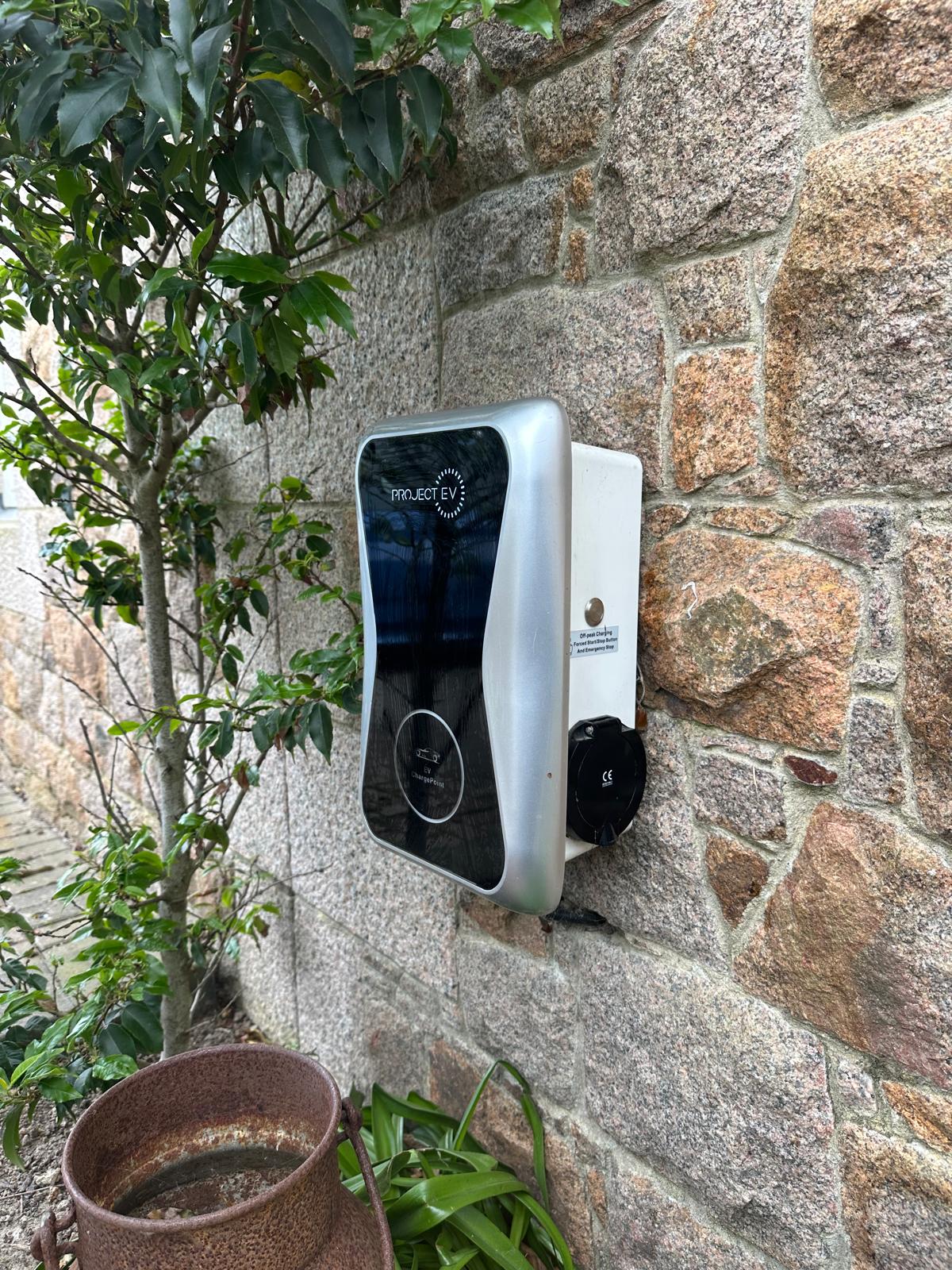 Car charger approved installers – image 1