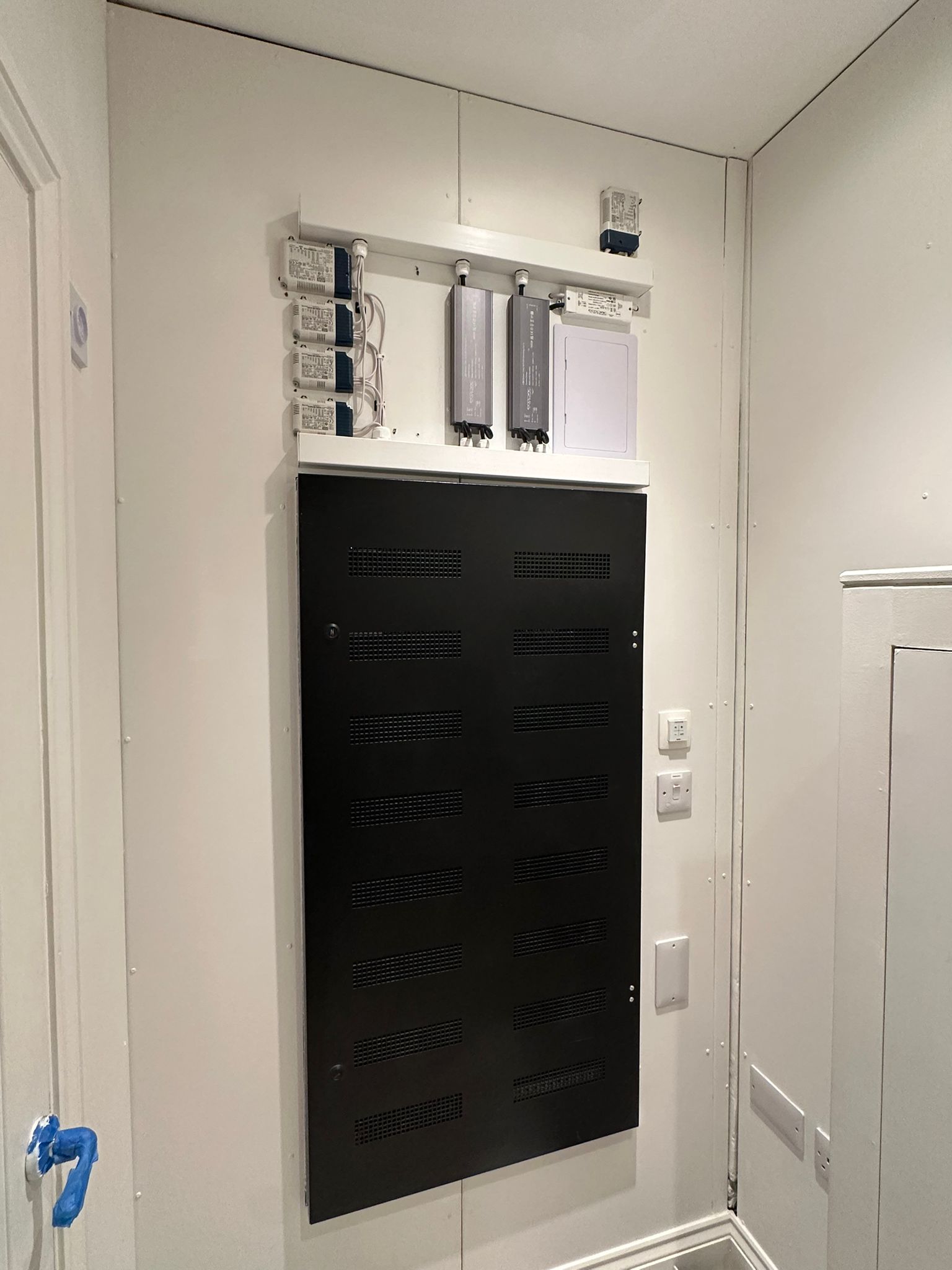 Lighting controls – image 4